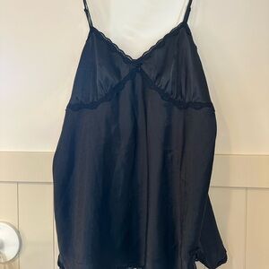 Cacique Black Satin Chemise with Lace Accents size 22/24 plus black silk‎ feel
